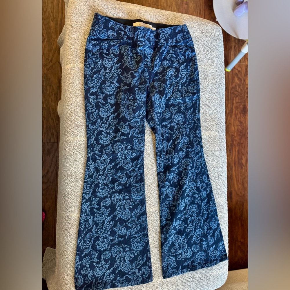 Soft Surroundings Navy and Light Blue Patterned Trousers